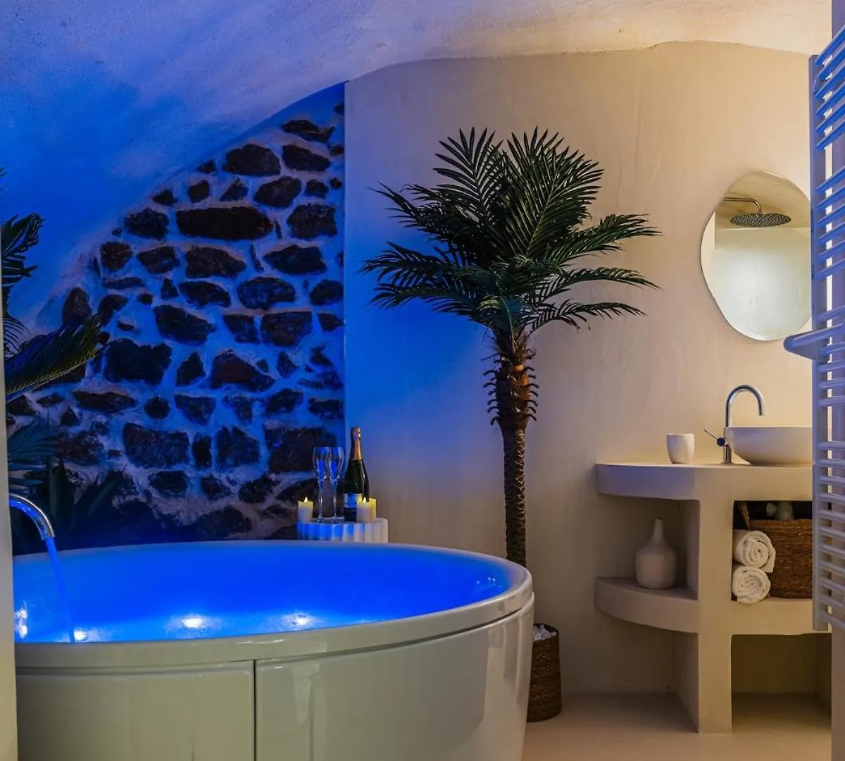 Helios, Suite Grecque & Spa Vienne  Lejlighed Vienne (Isere)